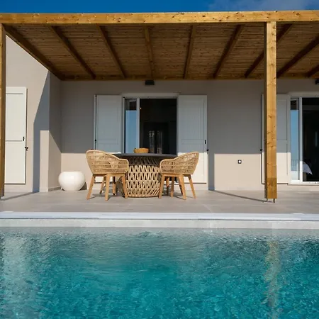 Summer Breeze 别墅 Tzamarelata