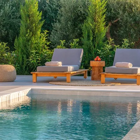 Summer Breeze 别墅 Tzamarelata