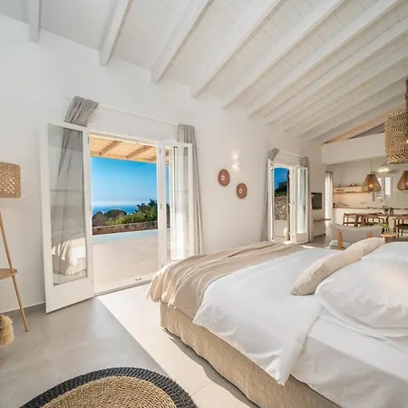 Summer Breeze Villa *