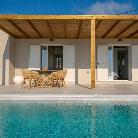 Summer Breeze Villa Tzamarelata