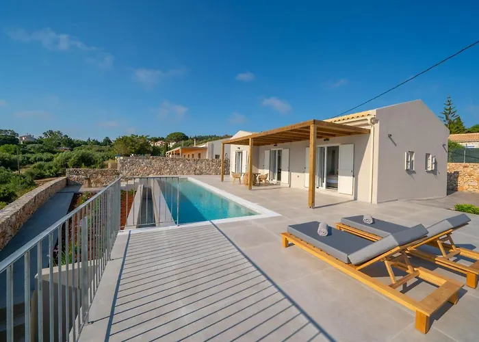 Summer Breeze Villa *