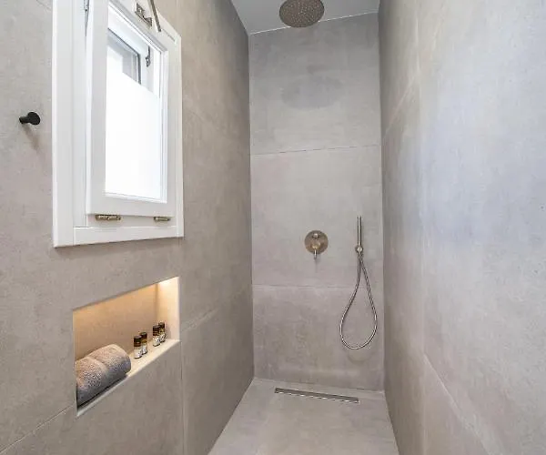 Summer Breeze * Tzamarelata